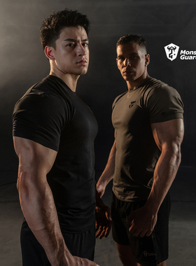 Monster Guardians 夏季男子修身吸湿排汗综合训练健身运动短袖