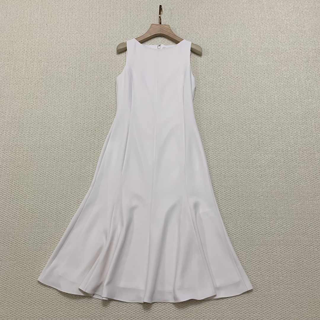 Th同款 2025春夏新品女装 三醋酯混纺鱼尾伞摆连衣裙 P0109604
