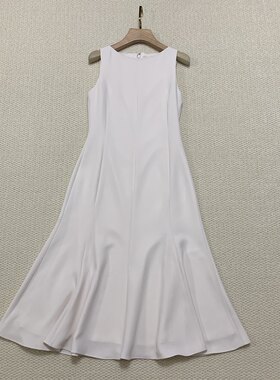 Th同款 2026春夏新品女装 三醋酯混纺鱼尾伞摆连衣裙 P0109604