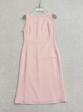 Th同款 2026春夏新品女装 三醋酯纤维混纺船领鱼尾连衣裙L0109606