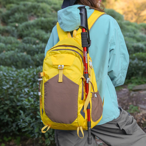 牧司户外徒步登山双肩背包