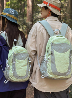户外徒步登山包女轻便双肩包男2025新款防泼水旅行背包电脑包书包