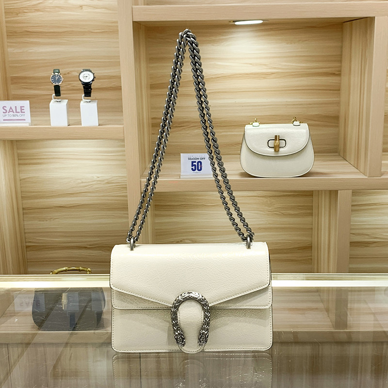 2026新款包包女小众轻奢高级感单肩斜挎链条腋下酒神包小方包亮面