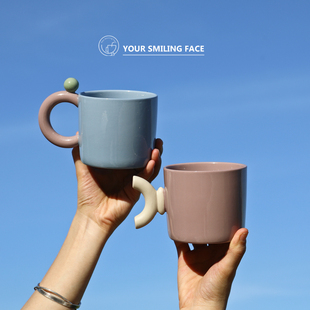 陶瓷马克杯小众设计高级感创意杯子女生家用办公室咖啡杯情侣水杯