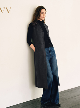 OVV2025秋冬新款女装优雅V领无袖利落直筒保暖羊毛连衣裙