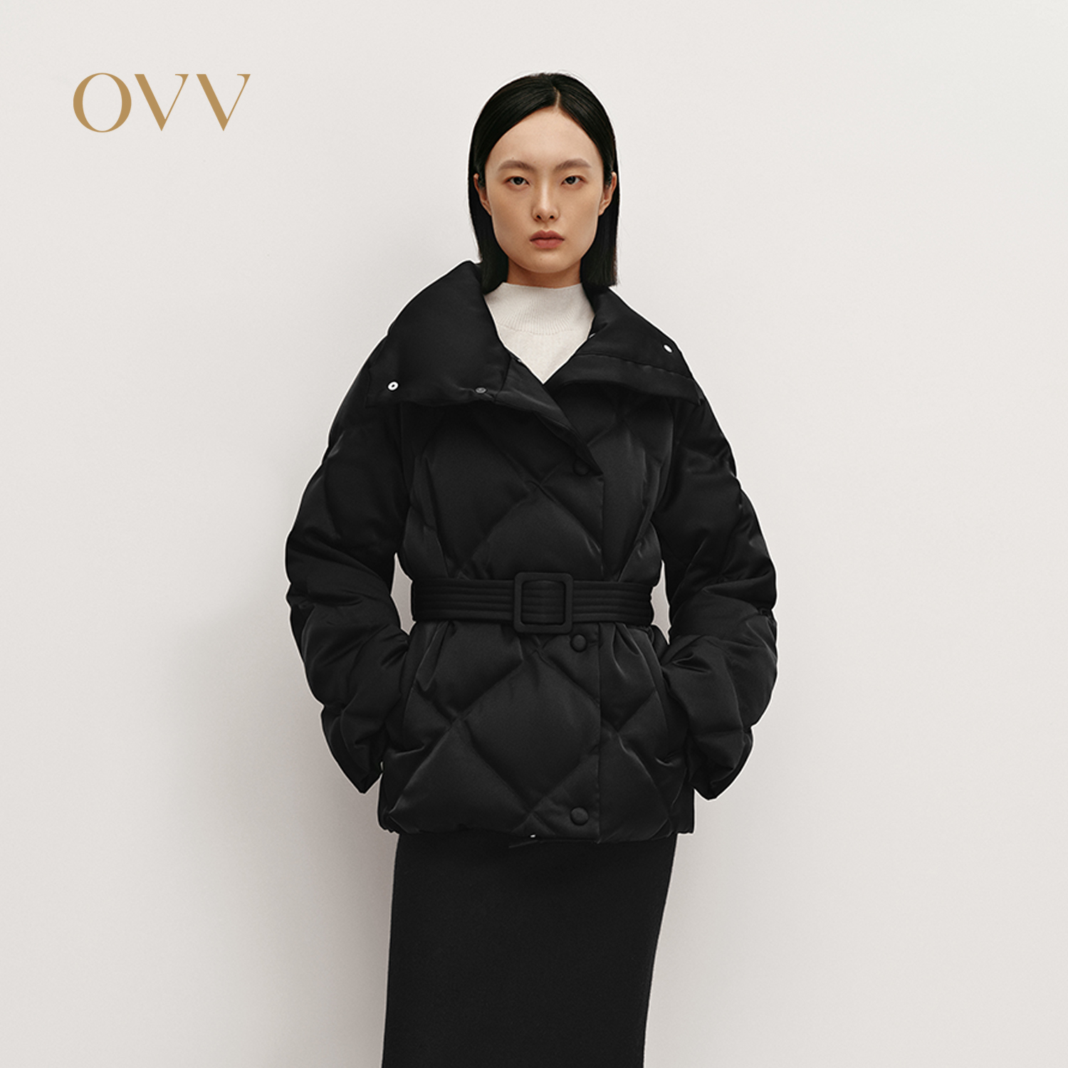 光泽感面料 菱形格纹 立领直筒