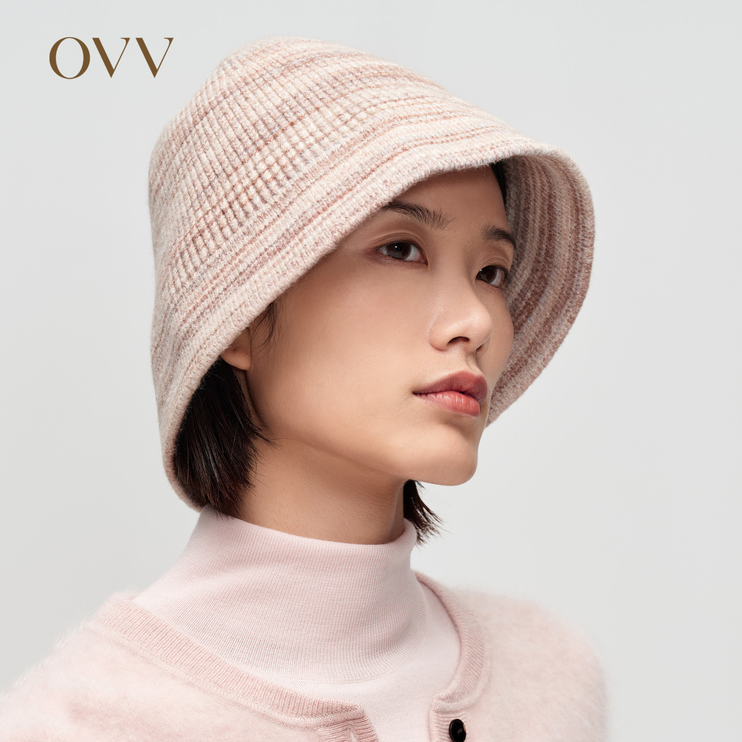 经典简约 柔软保暖 渐变针织