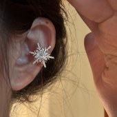 楼哈哈 精致轻奢高级感爆闪雪花锆石耳骨夹无耳洞耳夹耳饰2025新