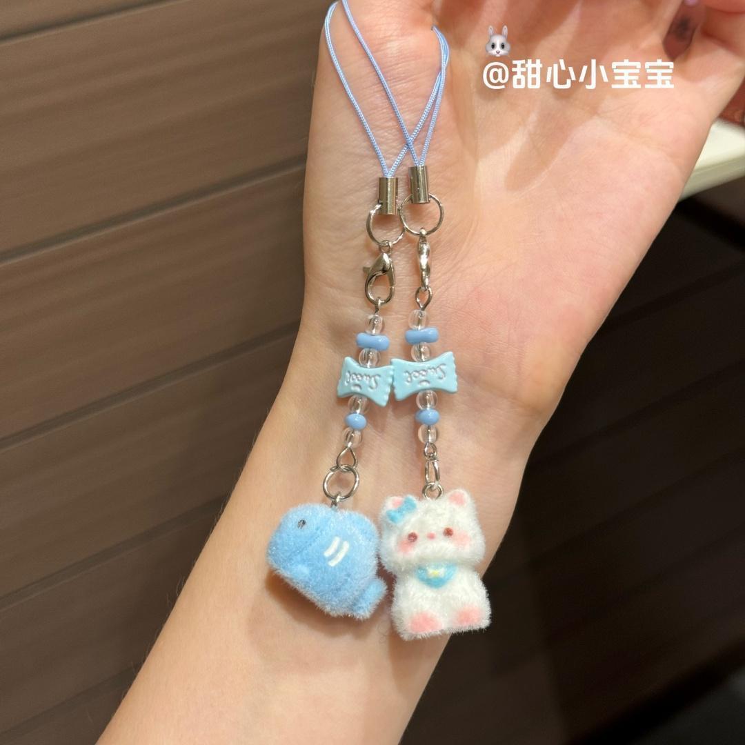 新款可爱植绒立体糖果猫咪小鱼钥匙扣少女包包情侣闺蜜挂件小礼物