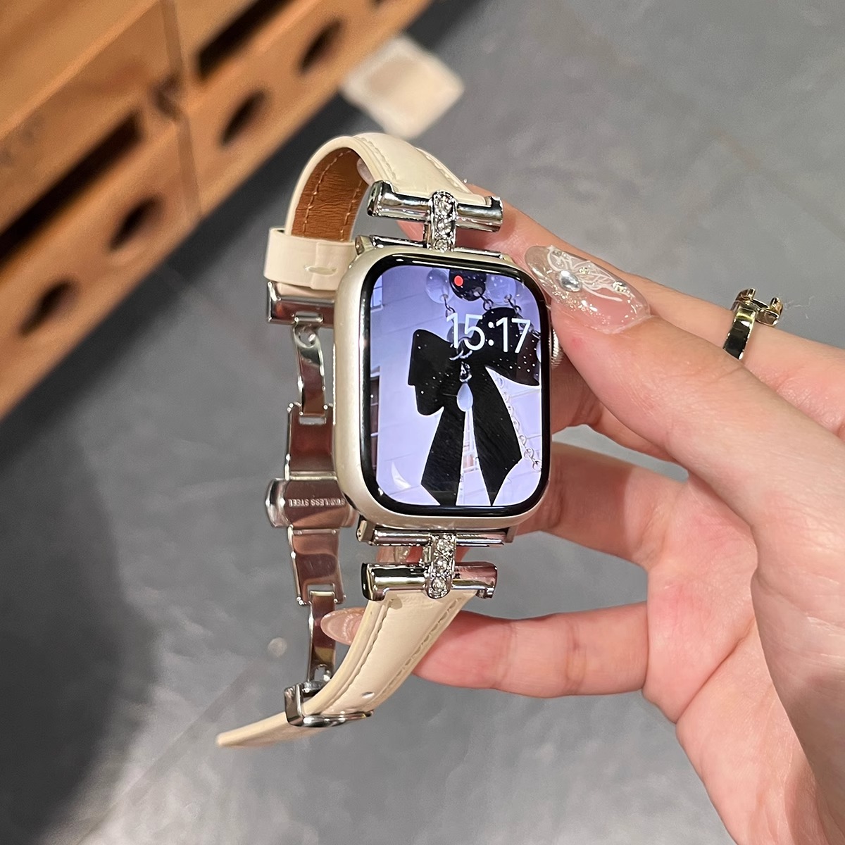 适用华为皮质凯旋门镶钻蝴蝶扣手表表带GT3GT4proGT5watch3watch4