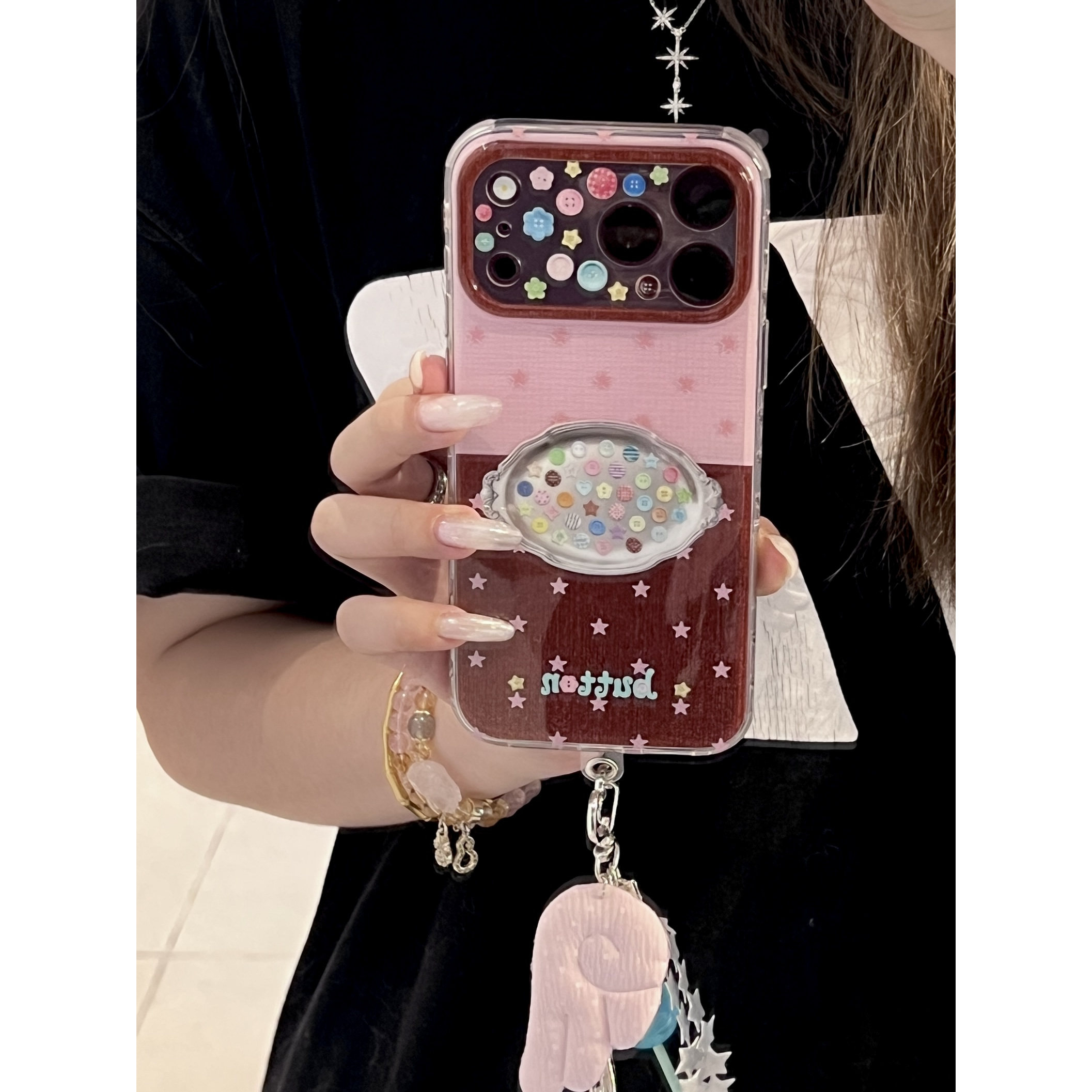粉棕星星适用于iPhone17/18promax甜美风彩色按钮iPhone17pro/16pro手机壳带链条防摔全包15promax保护壳