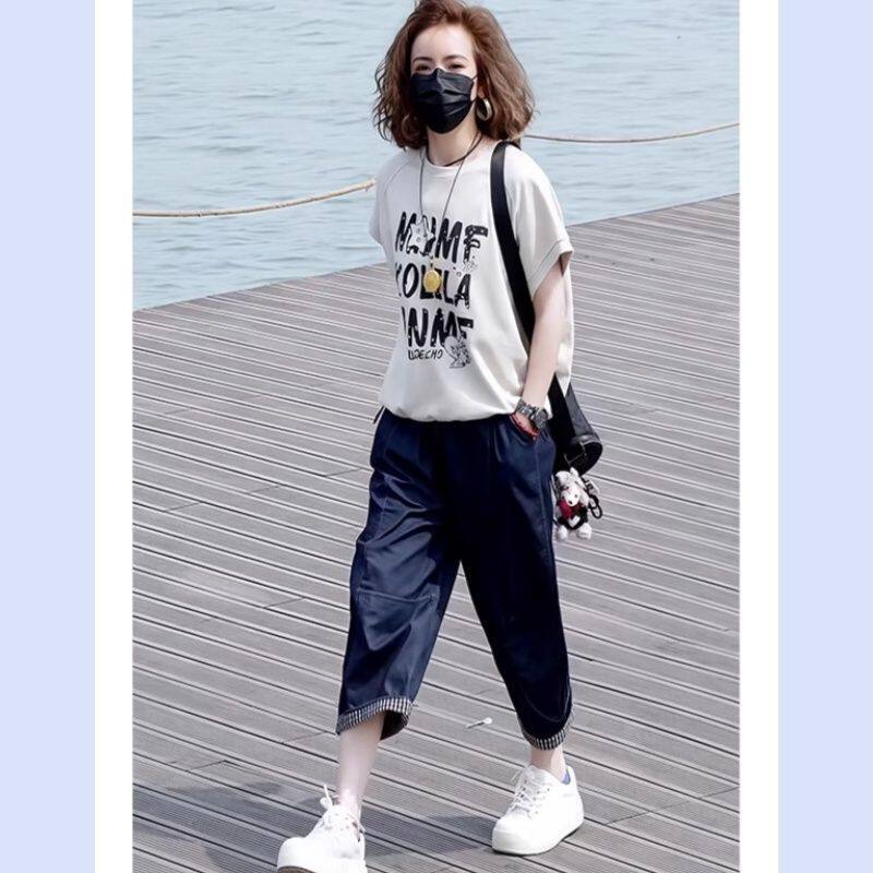 2025夏季新款休闲时尚简约短袖套装女圆领T恤+松紧腰八分裤两件套