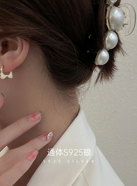 S925银蝴蝶结耳扣女小众设计简约气质蝴蝶耳环2024年新款潮