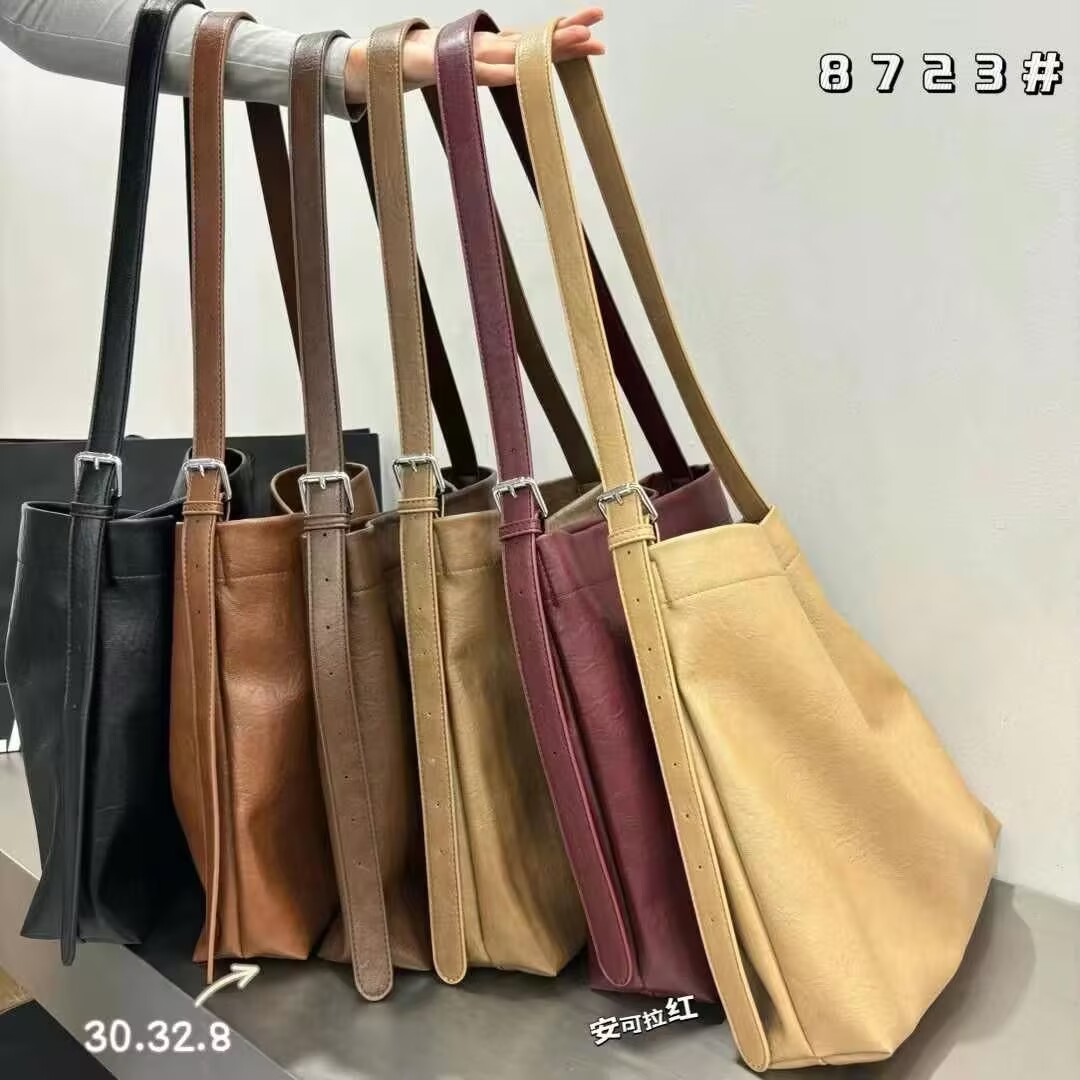2025新款单肩包女士防水软皮包韩版时尚简约高档背包百搭斜挎包包