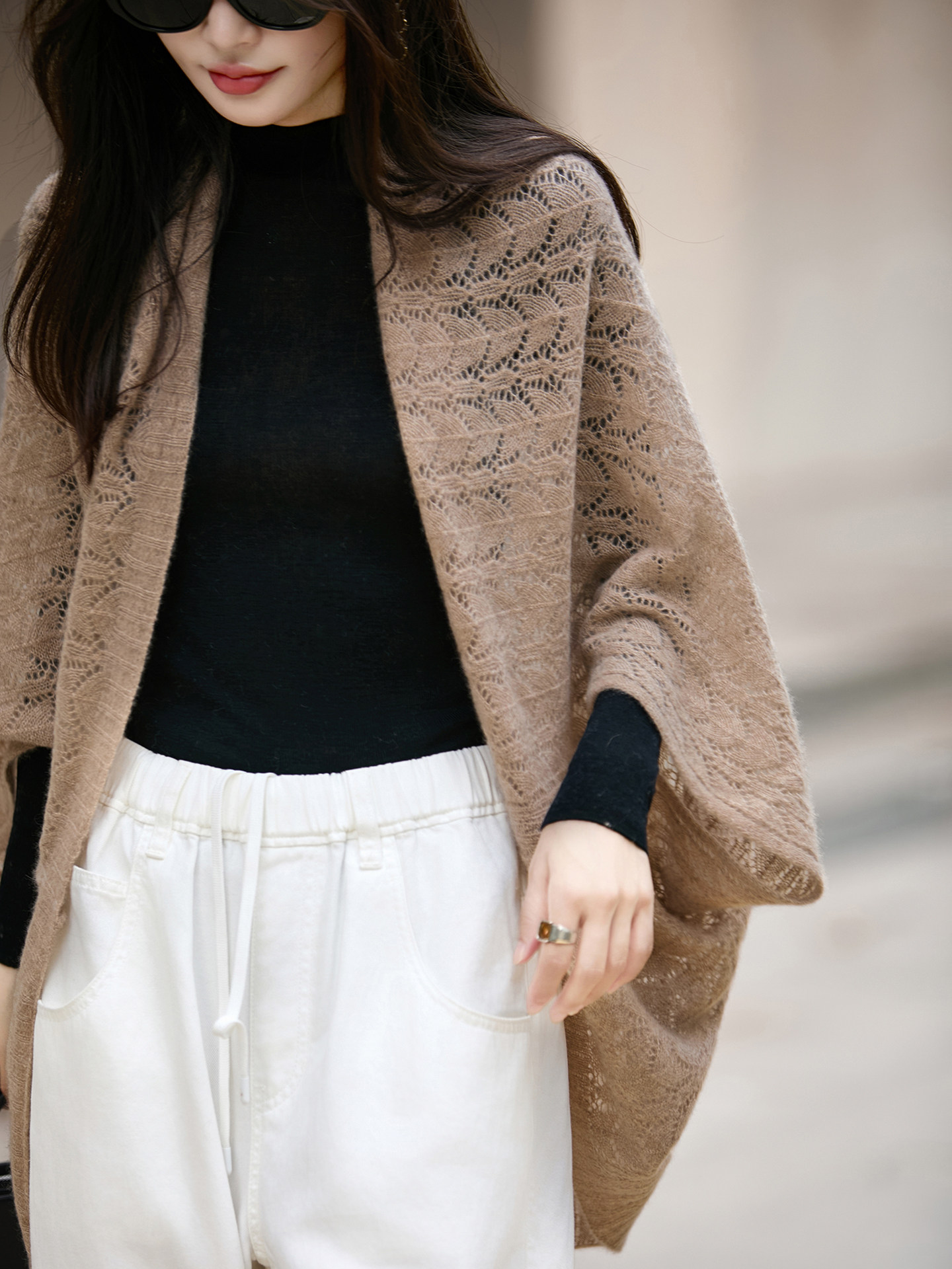 JOYIASS法式高级感100%镂空披肩围巾女2025新款外搭开衫围脖斗篷