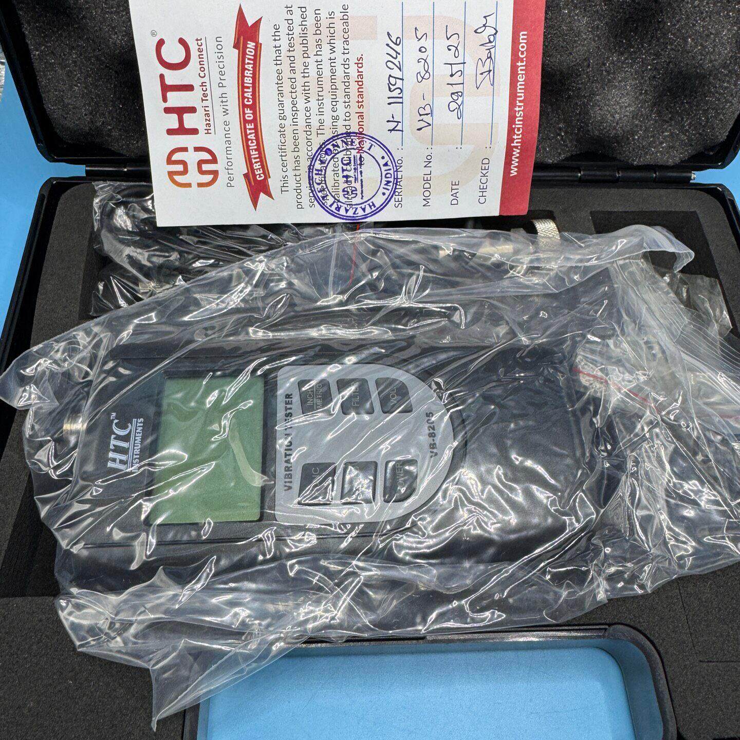 VB-8205 HTC振动测试仪 工业设备检测振动测量仪器议价维修