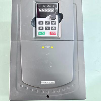 GD300-01-015G-4 英威腾变频器 15KW 380V 质量保证议价维修
