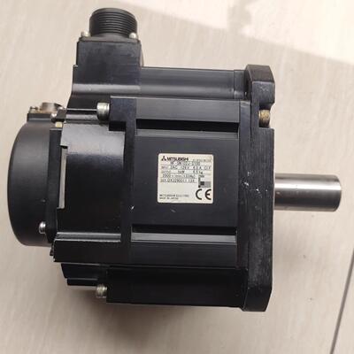 HF-SN102J-S100 伺服电机 3AC 126V 1kW 2000r/min议价维修