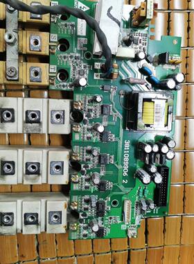 3811089906 2 BSM100GB120DLCK 22KW AB驱动板 三块模块议价维修