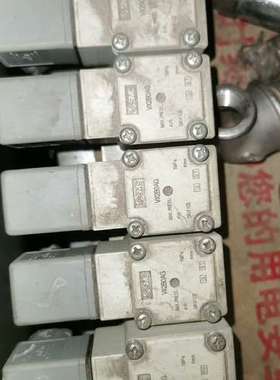 议价NEWSMC电磁阀阀台，型号VX2B0AG拆机成色如图，清理一下特维