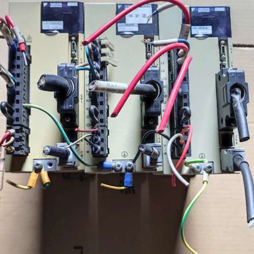 议价安川驱动器SGDV-5R5A01A002000，拆机包好，实维修