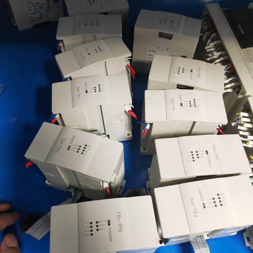 FX3U-1PG 可编程控制器 工控脉冲输模块议价维修