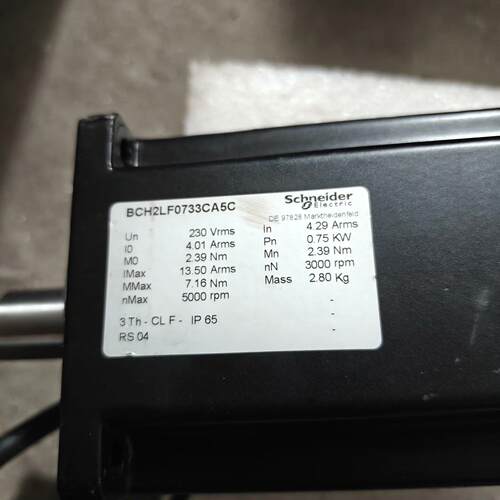 BCH2LF0733CA5C 伺服电机 0.75KW IP65 工控自动化配件议价维修