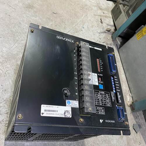 CACR-SR44BC1CSY349 伺服驱动器 工控自动化控制配件议价维修
