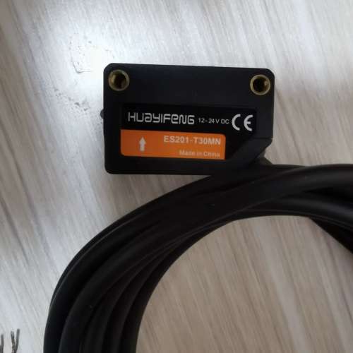 议价全新华怡丰激光传感器ES201-T30MN，12-24V D维修