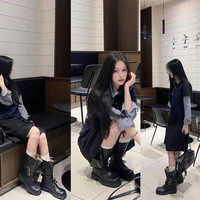 戈丹琳2025秋款复古擦色西部靴女皮带扣骑士靴酷辣粗跟方头机车靴