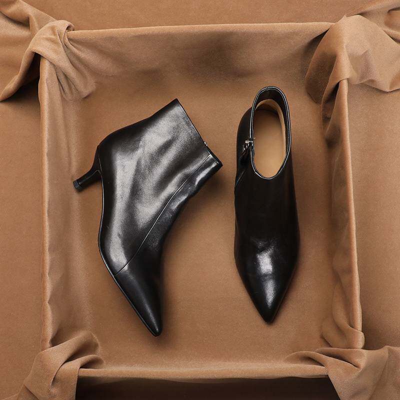 月月家时尚裸色真皮短靴女春秋单靴2025新款尖头细高跟裸靴及踝靴