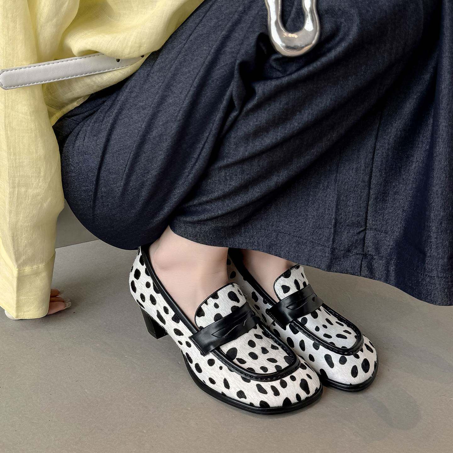 秋忆浓黑色高跟鞋女2026新款豹纹单鞋女款春粗跟小皮鞋33码40码Dj