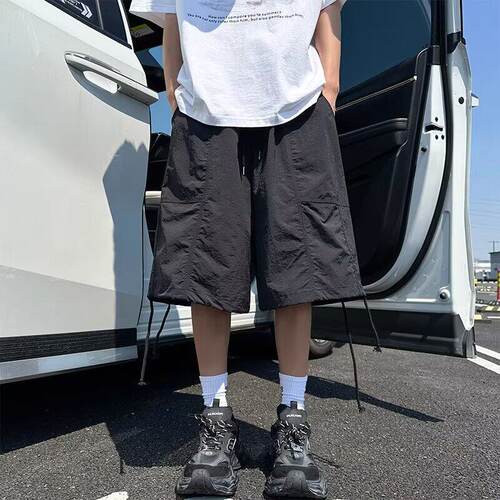 大码山本风暗黑系机能褶皱短裤男