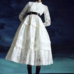 镂空拼接设计配腰带 新款 欧美风时尚 气质立领压褶连衣裙 2023秋季