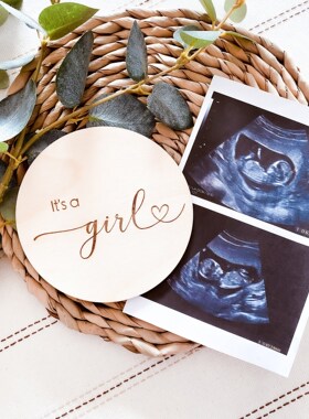 Wooden gender announcement sign 木制婴儿性别揭示木牌拍照道具