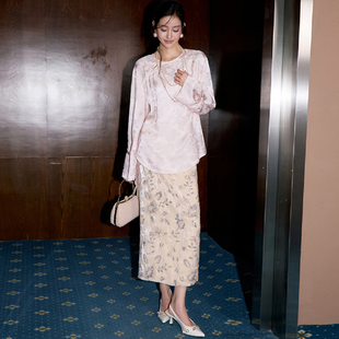 YEESIN2025秋冬新款水粉色团花中式衬衫淡黄色丝绒珠绣半身裙百搭