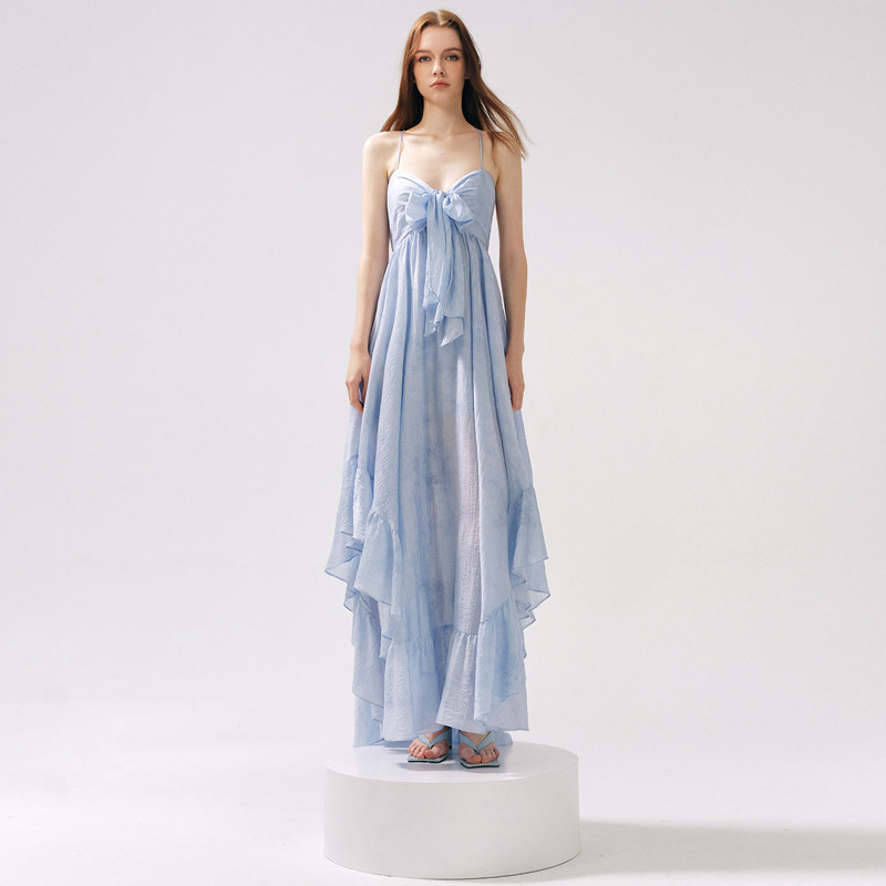 MOOD X MIURA2025春夏新品Laurel蓝色荷叶边蝴蝶结系带露背长裙女