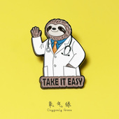 Take 饰医学生礼物 树懒医生卡通形象白大褂装 Easy放松慢慢来