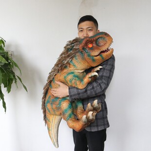 抖音同款怀抱仿真恐龙宝宝手套玩偶主题公园开业互动手偶模型