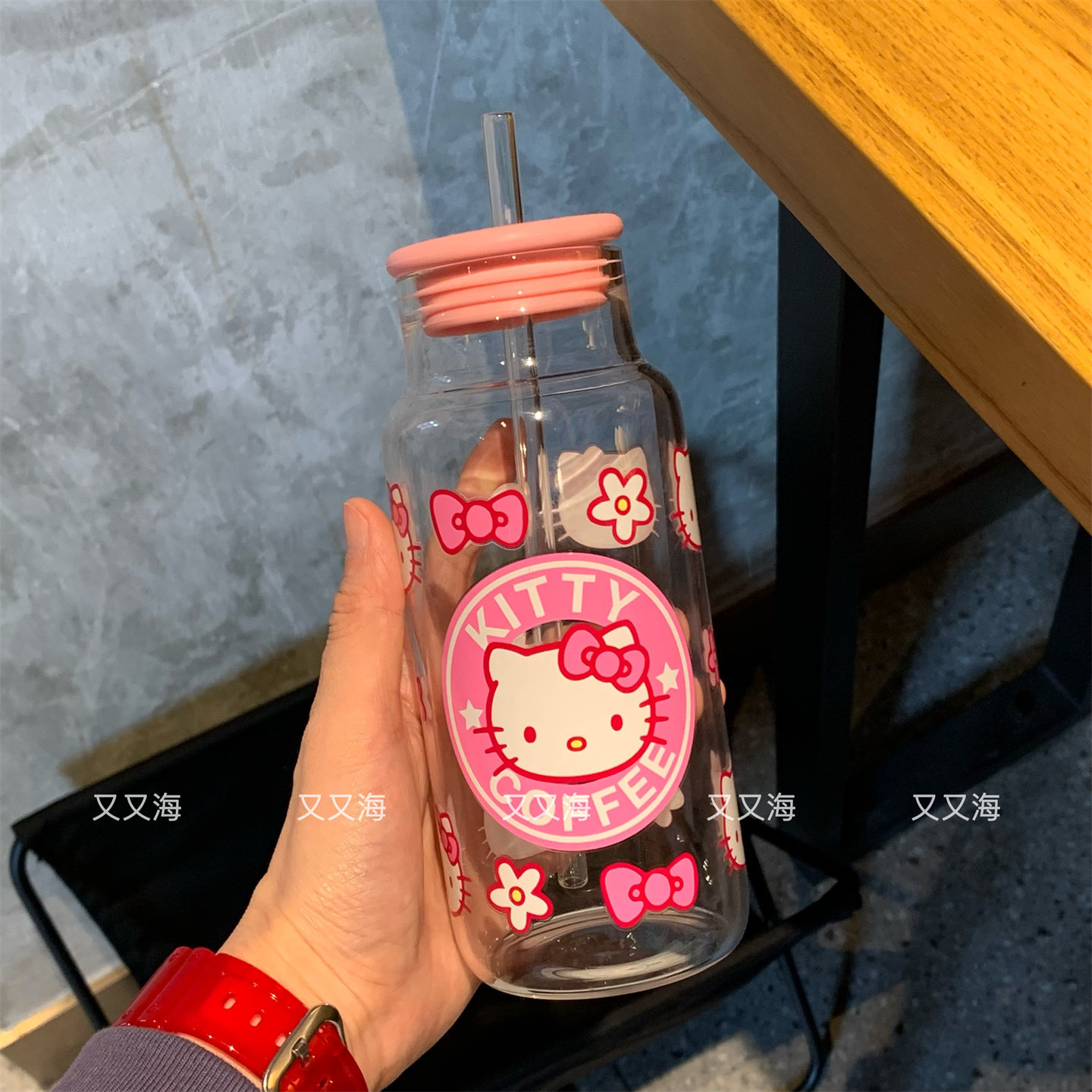 可爱卡通高硼硅玻璃吸管杯