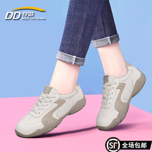 小白鞋女款2026新款春季女鞋爆款软底不累脚妈妈鞋舒适防滑运动鞋
