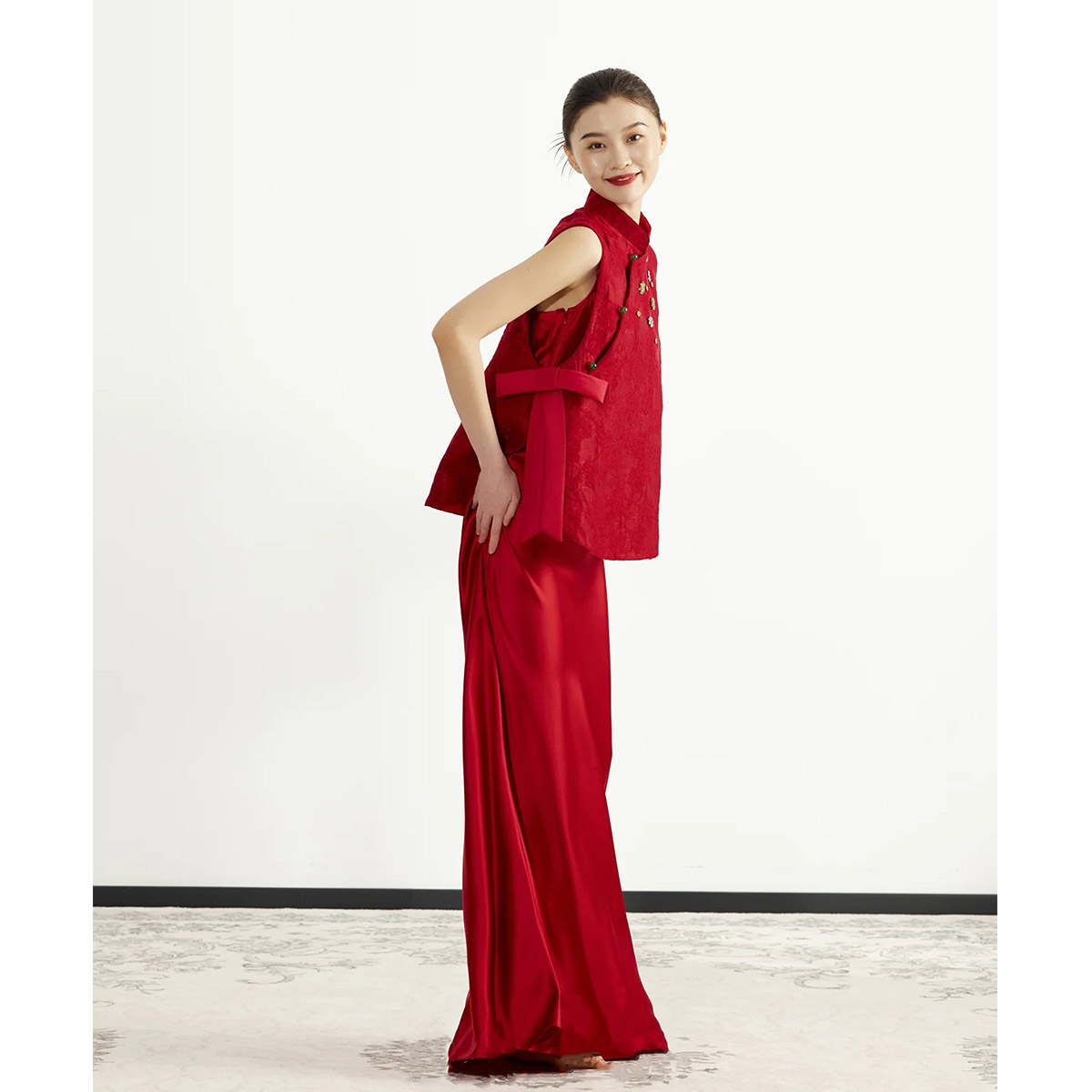 2025新款订婚礼服两件套