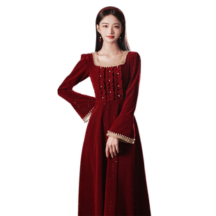 敬酒服新娘女回门秋冬丝绒红色订婚礼服裙长袖连衣裙2025新款结婚