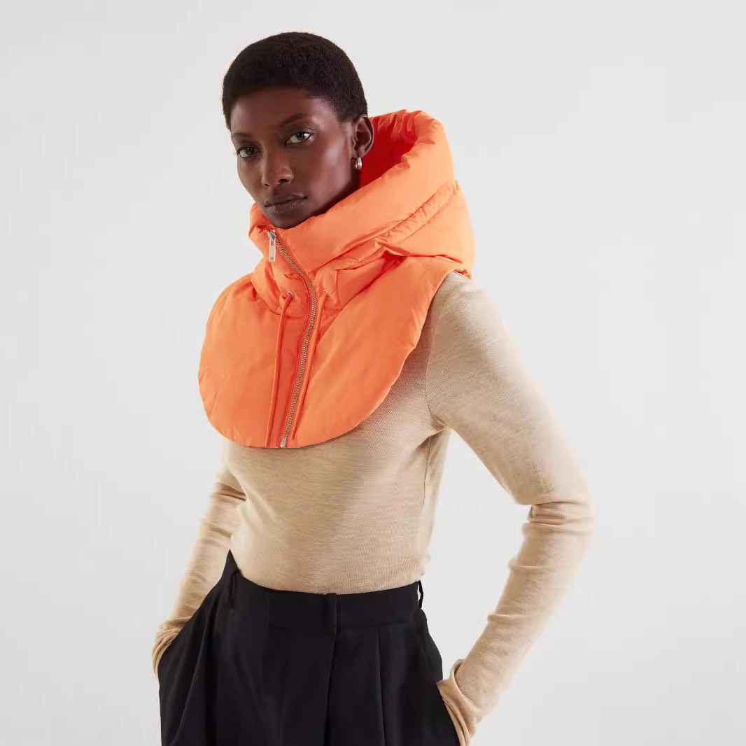 秋冬款欧美女装 时尚百搭服装配件连帽假领小马甲坎肩