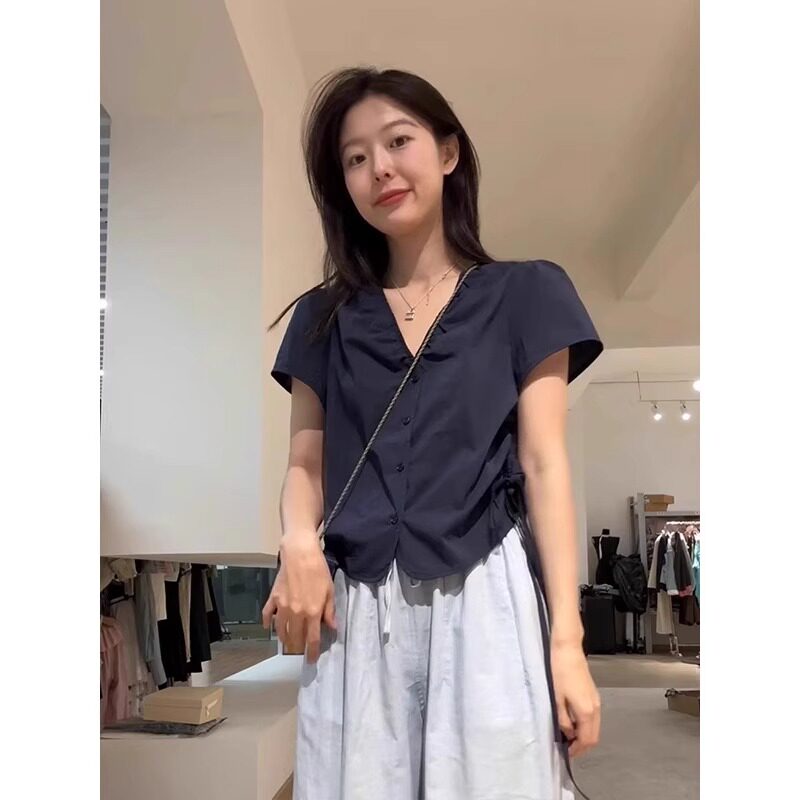 藏青色v领系带短袖衬衫女夏季设计感抽绳收腰显瘦短衬衣气质上衣