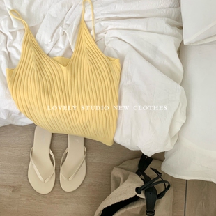 黄色V领针织吊带背心女内搭2026夏新款 纯欲外穿百搭打底上衣 法式