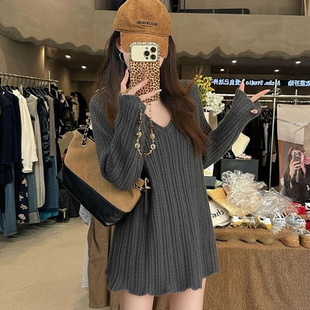 灰色v领遮屁股针织衫女秋冬绝美巨好看中长款毛衣内搭打底衫上衣