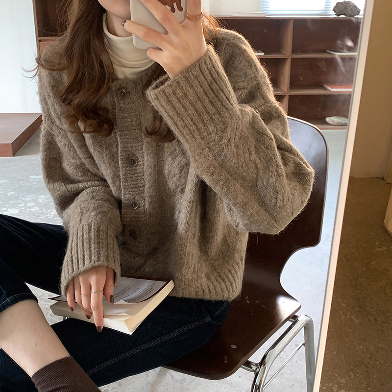 秋冬季新款麻花针织开衫女外套短款复古长袖毛衣宽松洋气外搭上衣