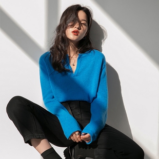 法式气质克莱因蓝V领针织衫女秋冬温柔打底毛衣复古慵懒内搭上衣