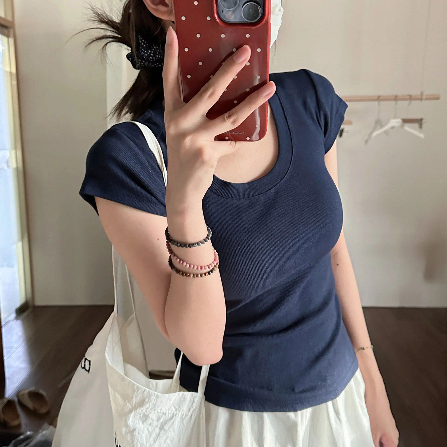 韩系藏青色u领短袖t恤女夏季穿搭小个子正肩修身显瘦打底体恤上衣